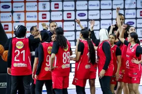 كرة سلة.. الأهلي يتوج بدوري المرتبط للسيدات على حساب سبورتنج